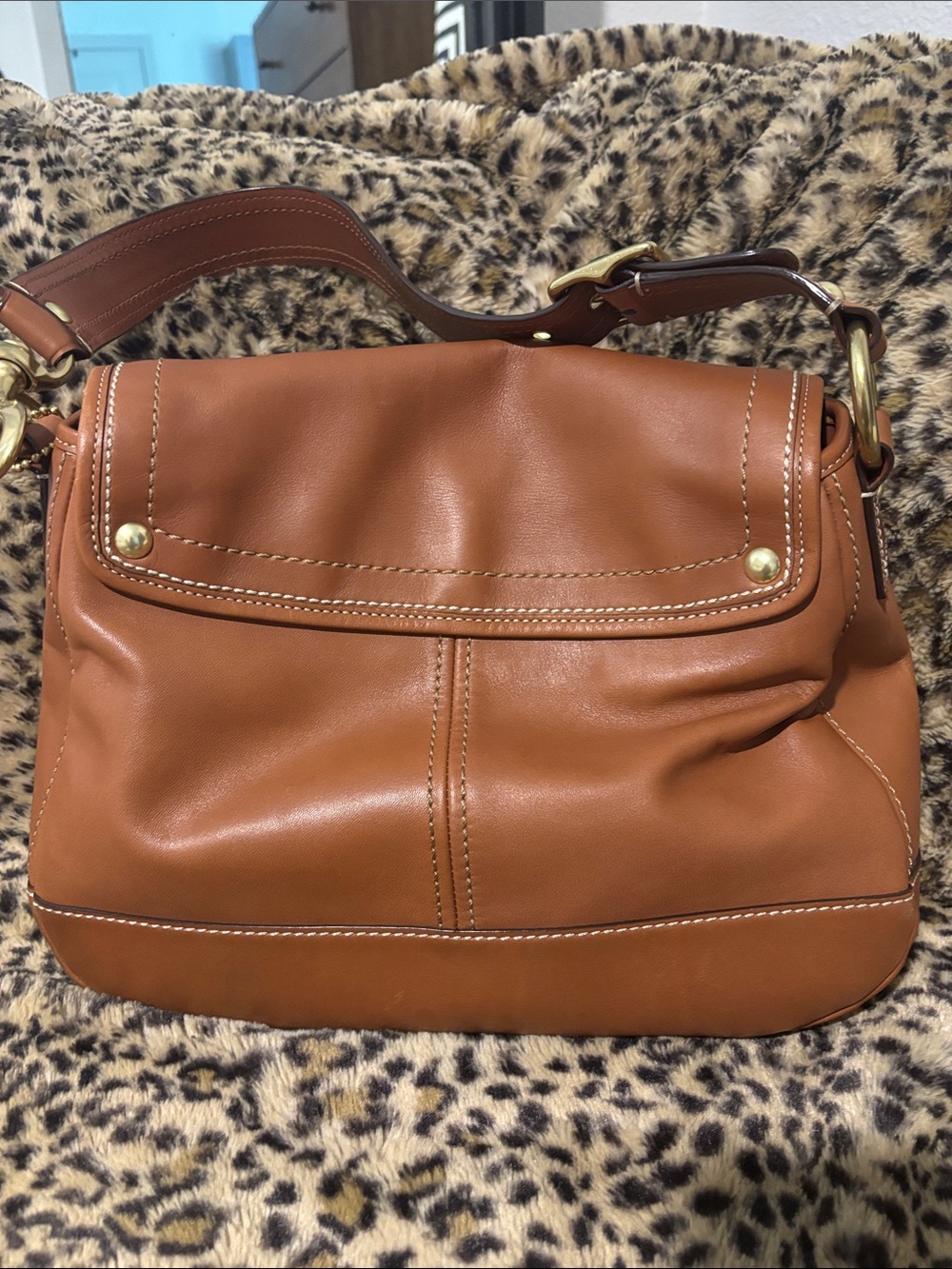 COACH Tan Leather Flap Shoulder Bag - Picture 7 of 15